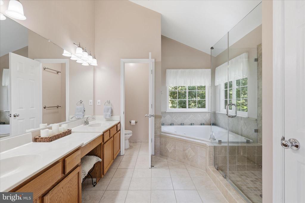 10408 CORAL BERRY DRIVE