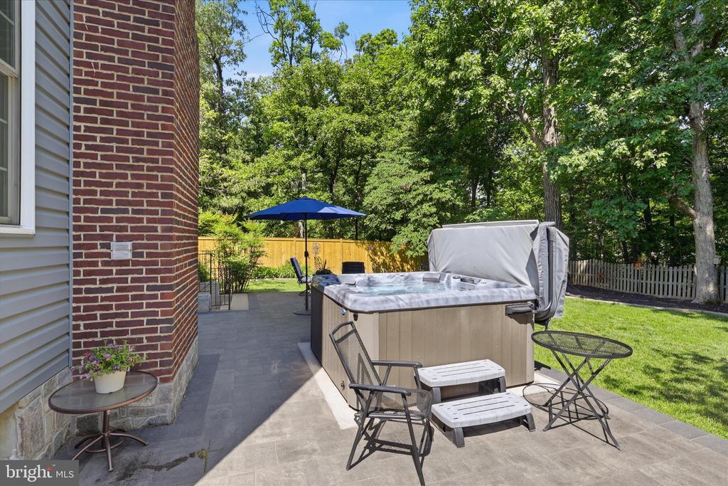 10408 CORAL BERRY DRIVE