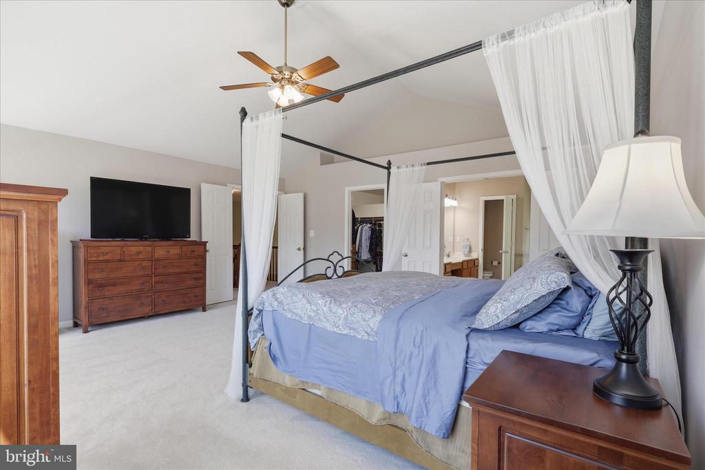 10408 CORAL BERRY DRIVE