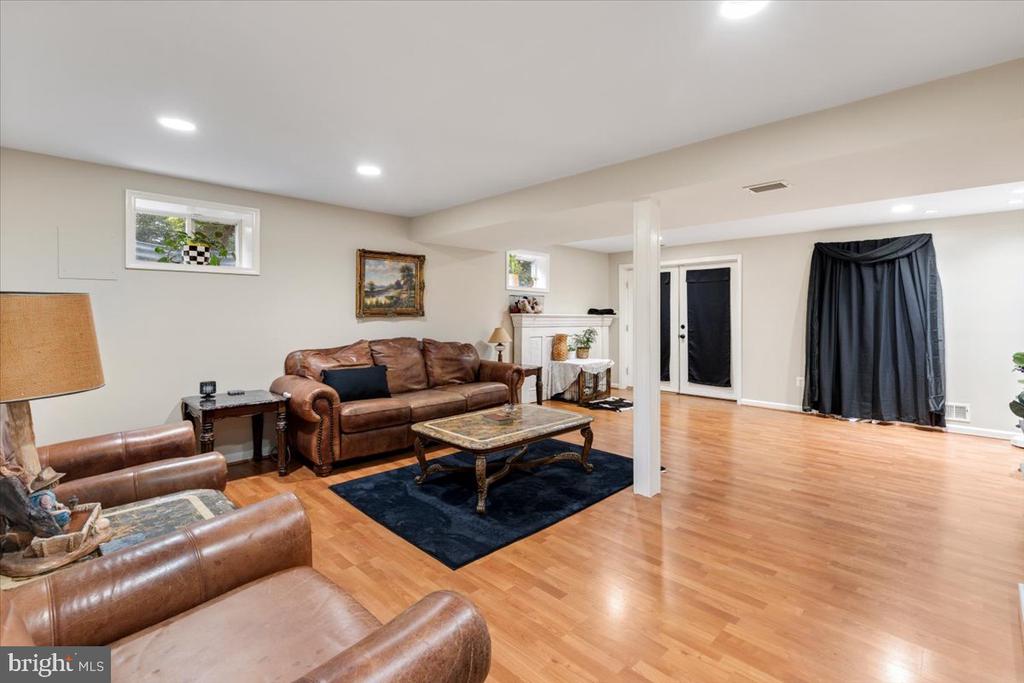 11218 STONEBROOK DRIVE