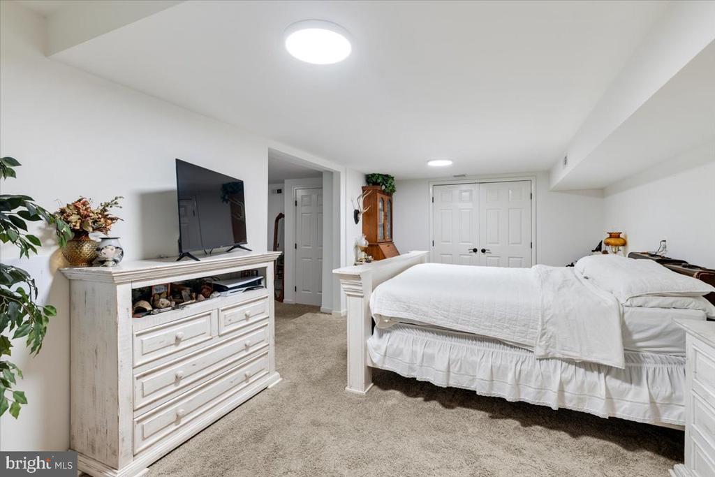 11218 STONEBROOK DRIVE
