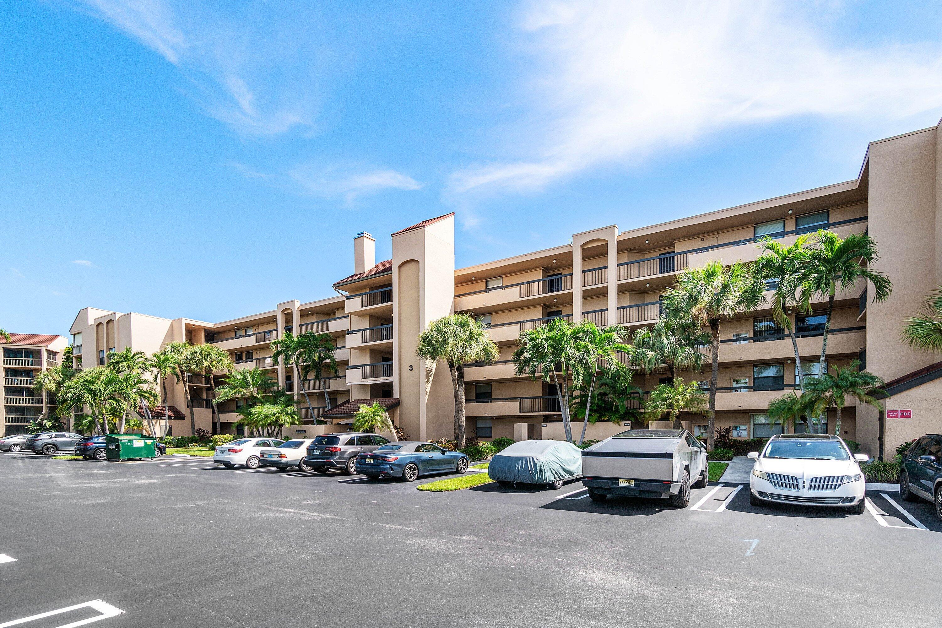 2455 LINDELL Boulevard 3411
