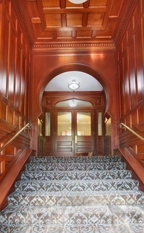 271 Dartmouth St # 2C