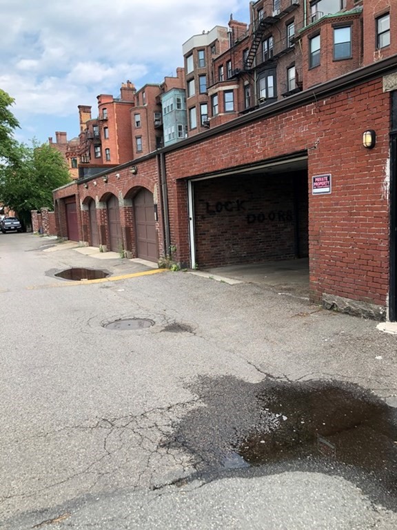 470 Beacon Street # 4