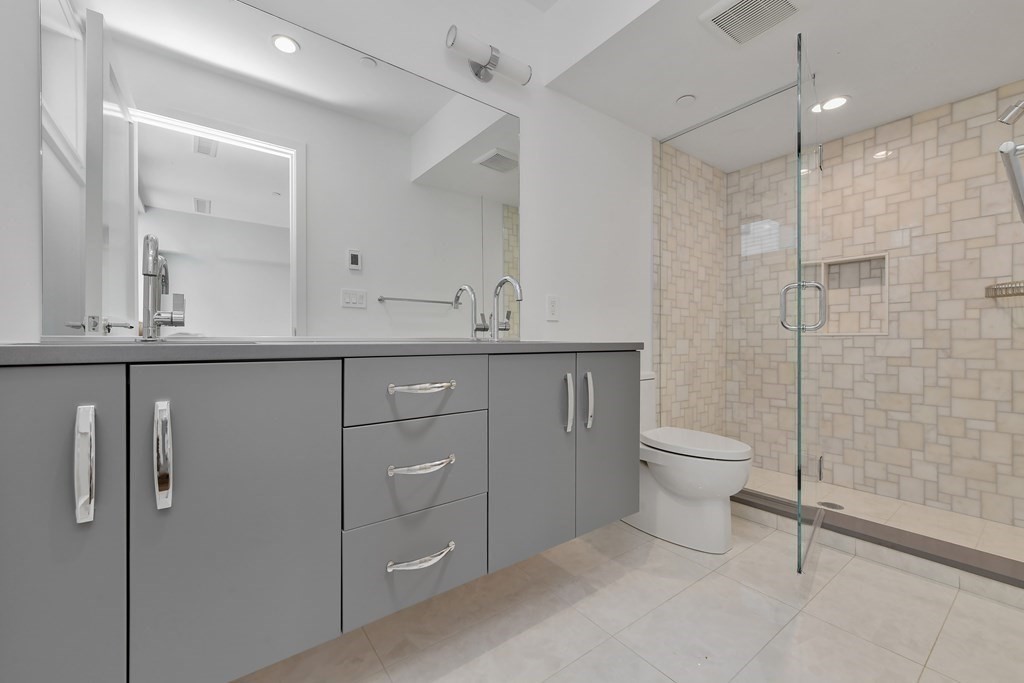 15 Edgerly Pla. # 15