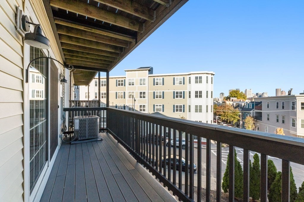 406-408 E 3rd St # 1