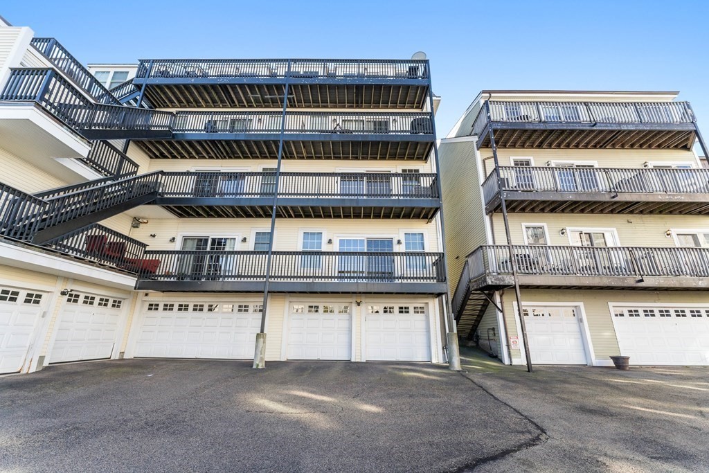 406-408 E 3rd St # 1