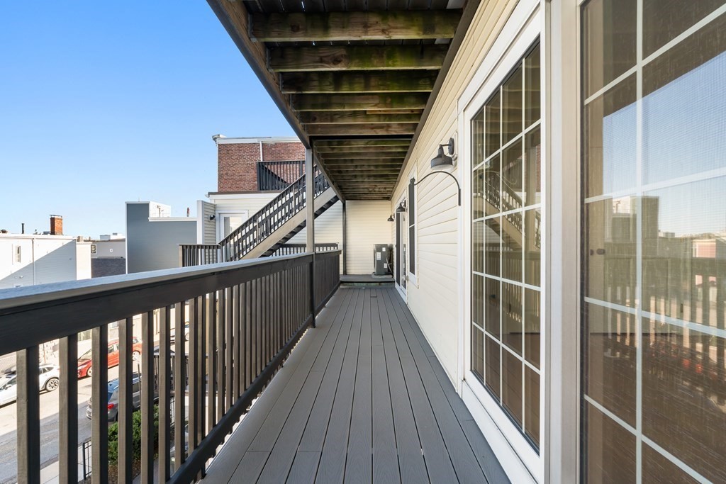 406-408 E 3rd St # 1