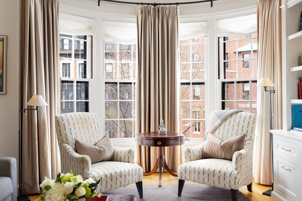 226 Marlborough St # 2