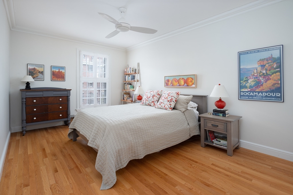 226 Marlborough St # 2