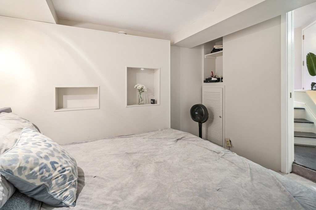 244 Beacon Street # 1C