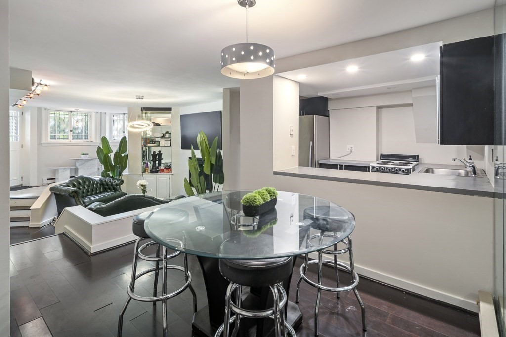 244 Beacon Street # 1C