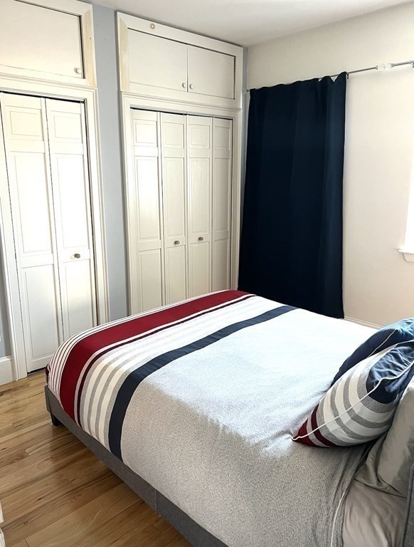 533 Columbus Ave # 10