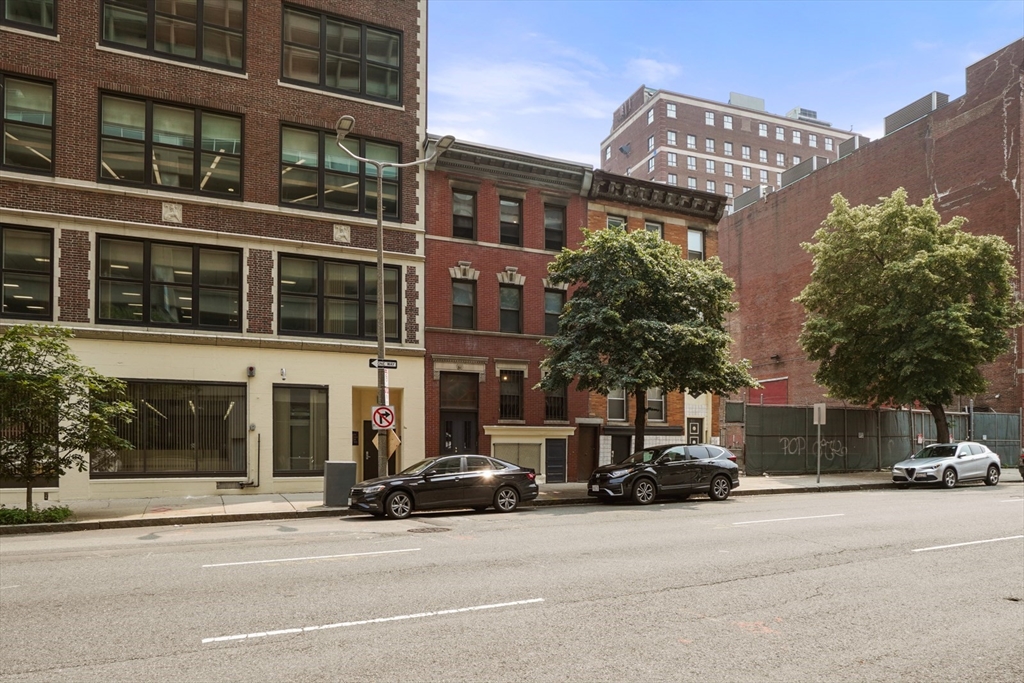 58 Charles St South # 1