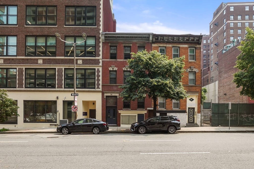 58 Charles St South # 1