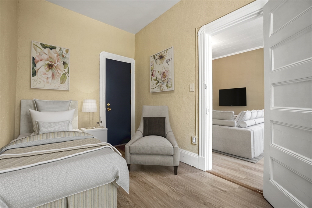 58 Charles St South # 1