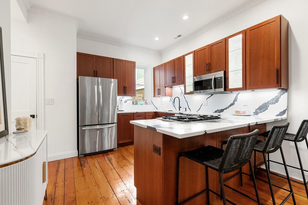 39 Mt Vernon St. # 2