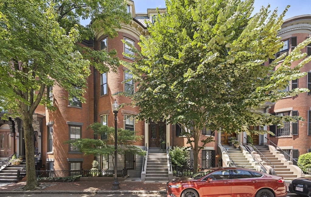96 Pembroke St # 2