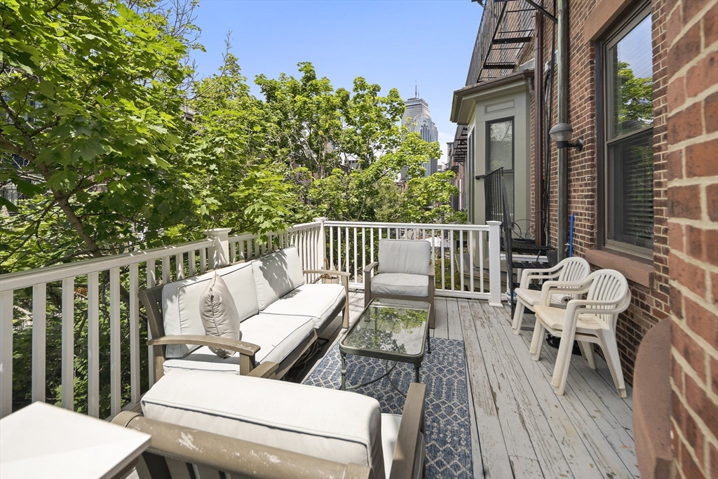 96 Pembroke St # 2