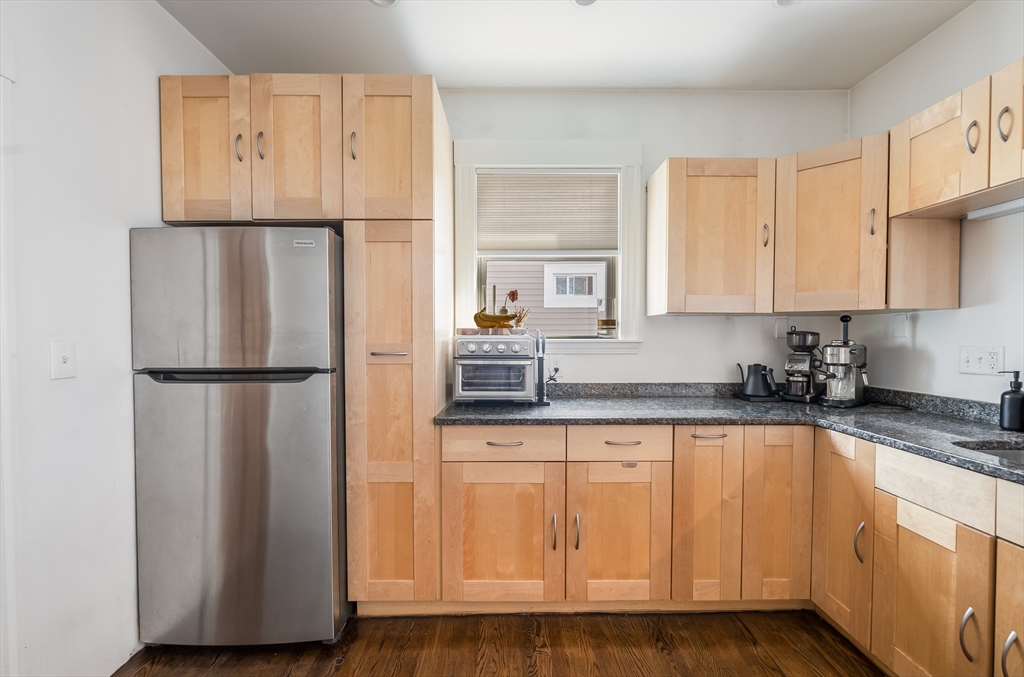 78 Forest Hills St # 1