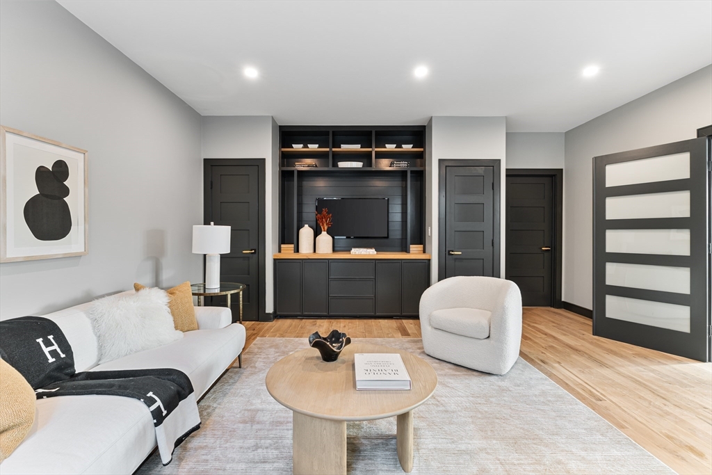 267 Tappan Street # 1