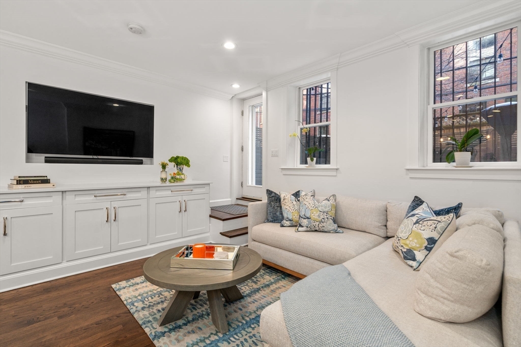 36 Appleton Street # 1