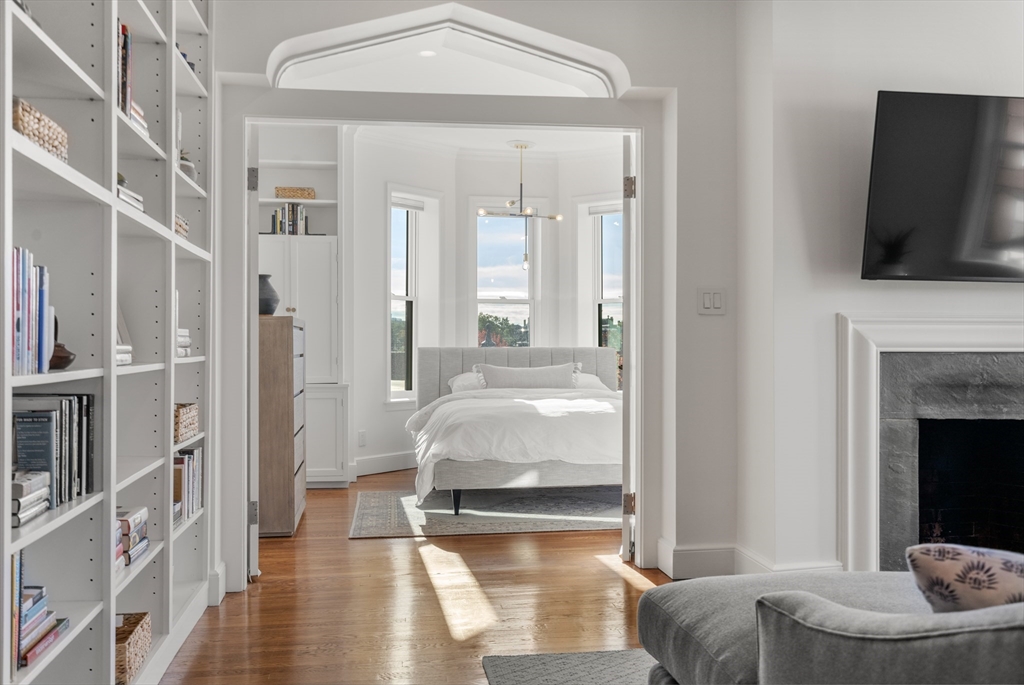 12 Cumberland Street # 4 Unit: 12-4