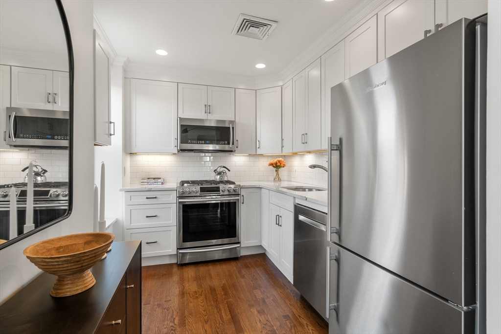 12 Cumberland Street # 4 Unit: 12-4