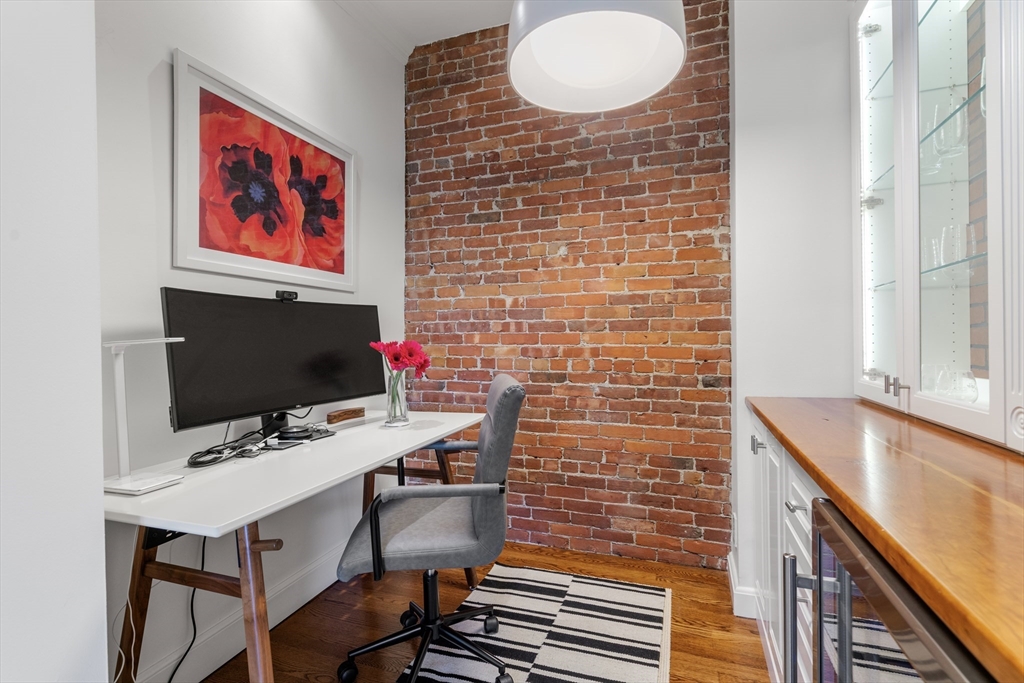 12 Cumberland Street # 4 Unit: 12-4