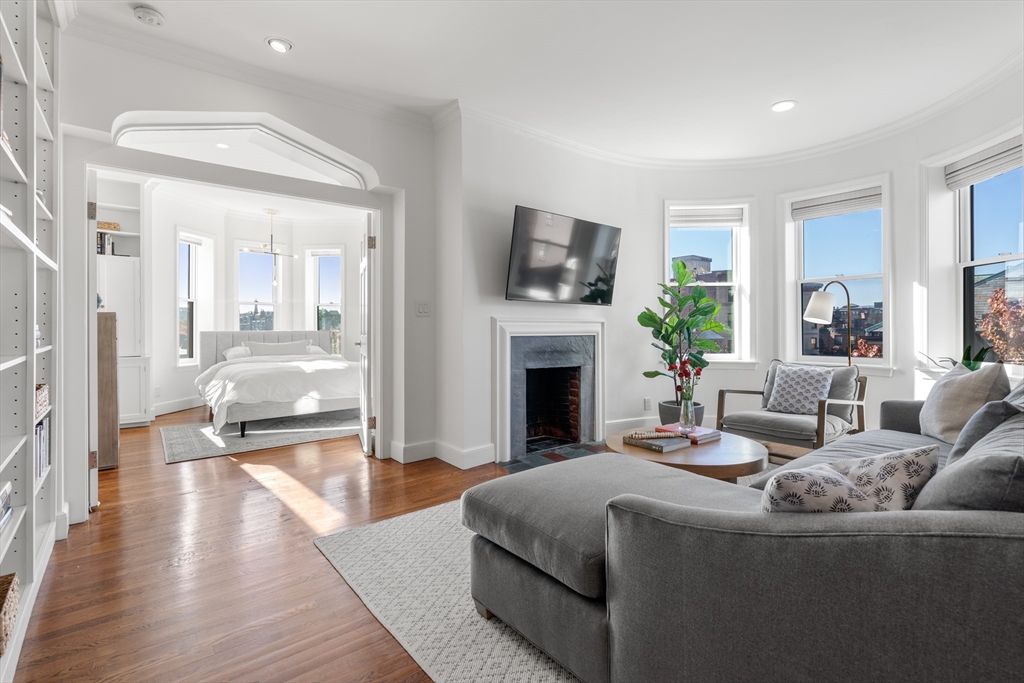 12 Cumberland Street # 4 Unit: 12-4