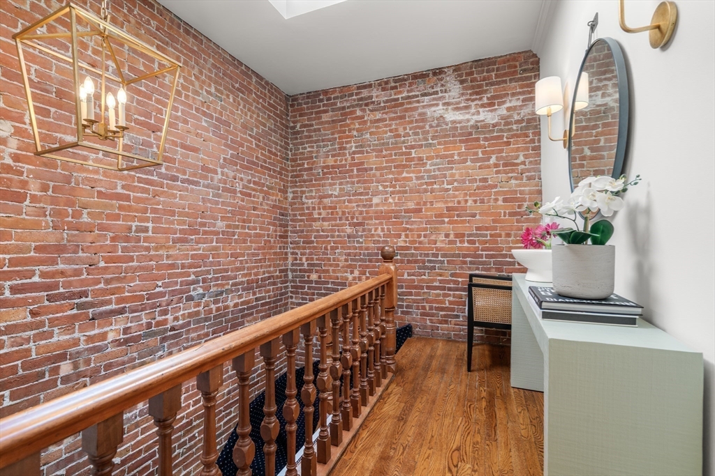 12 Cumberland Street # 4 Unit: 12-4