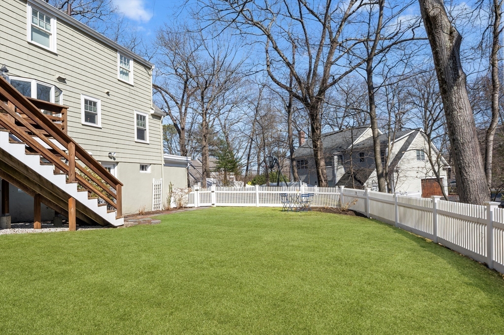 96 Glen Rd