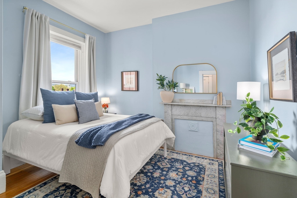 50 Monument Square # 5