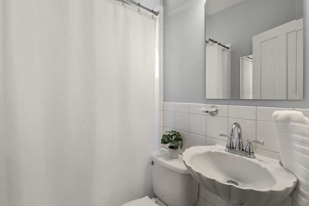 50 Monument Square # 5