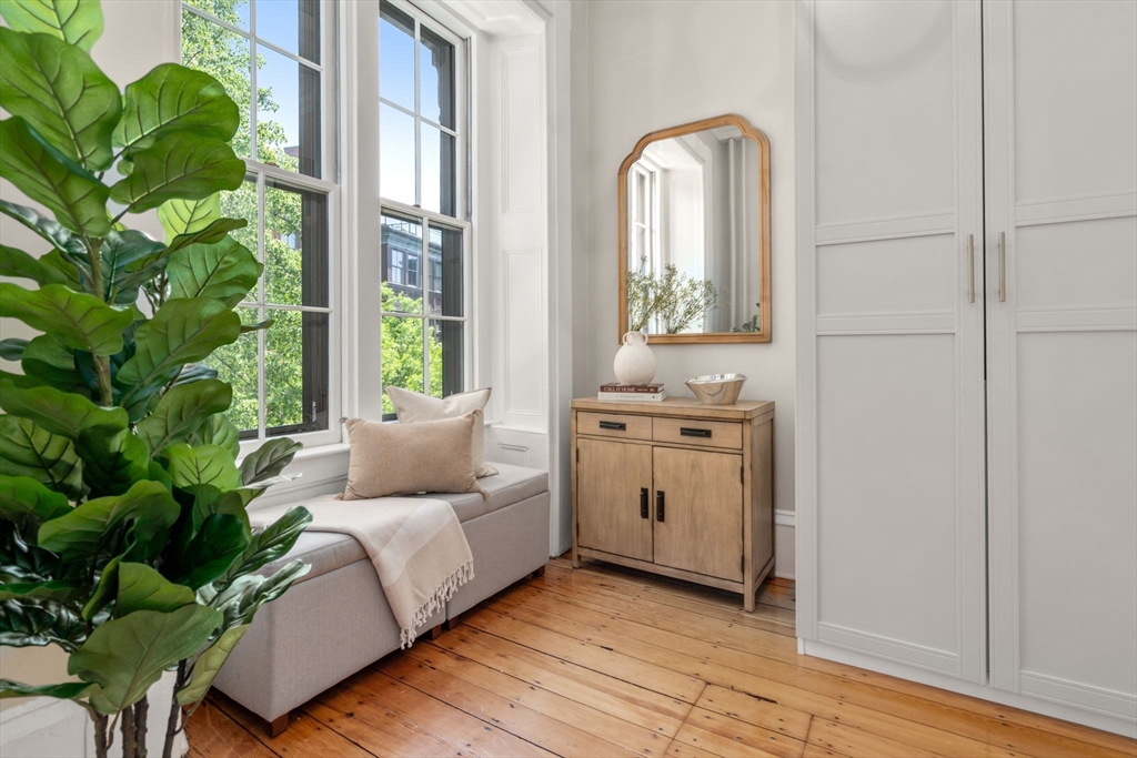 50 Monument Square # 5