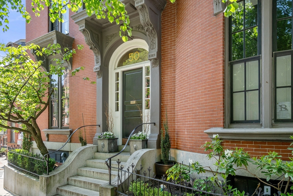 50 Monument Square # 5