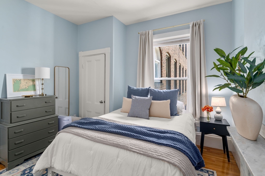 50 Monument Square # 5