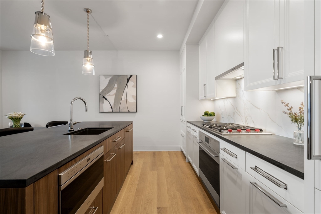 100 Linden Street # 102