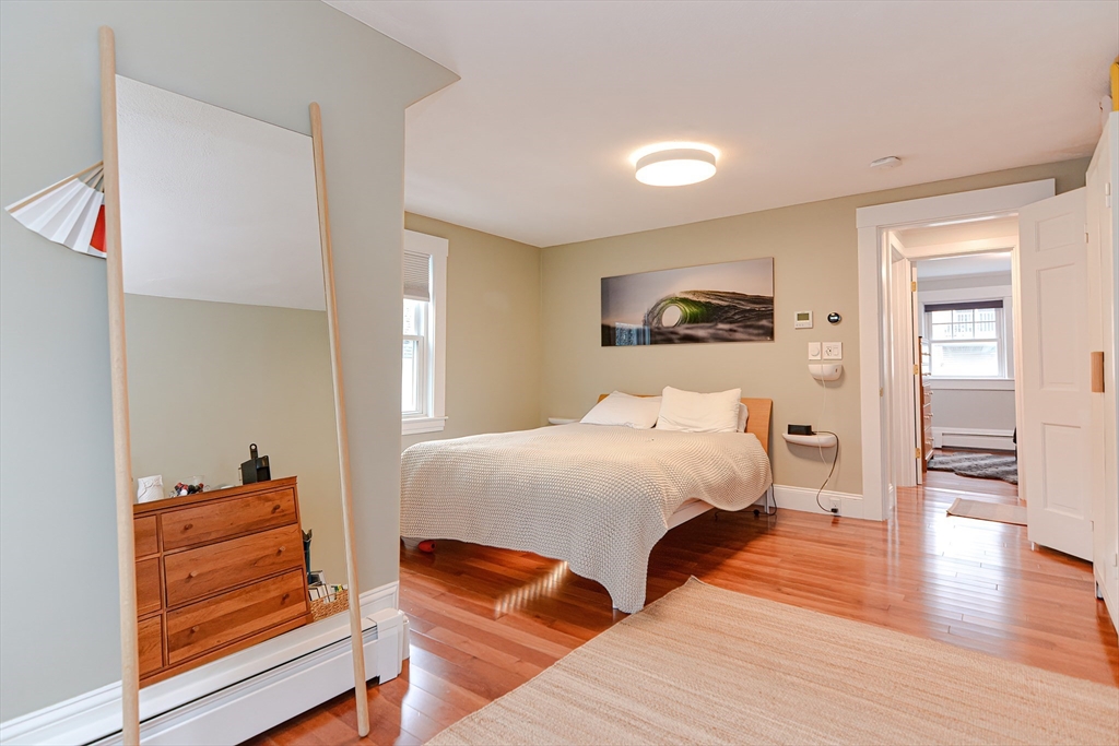 8 Damien Rd