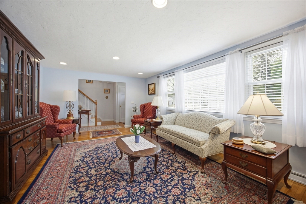 85 Dawson Dr