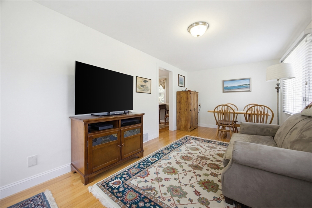 85 Dawson Dr