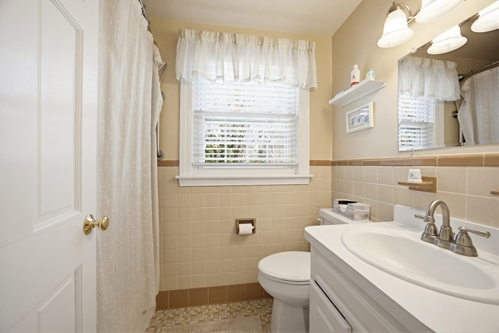 85 Dawson Dr