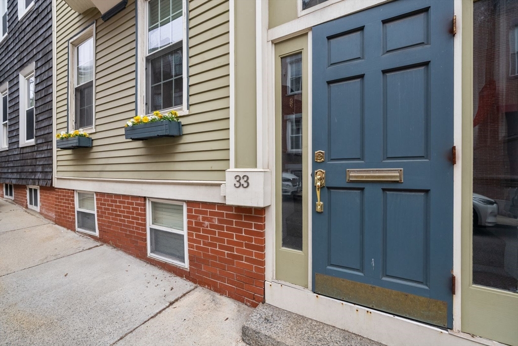 33 Soley Street # 2