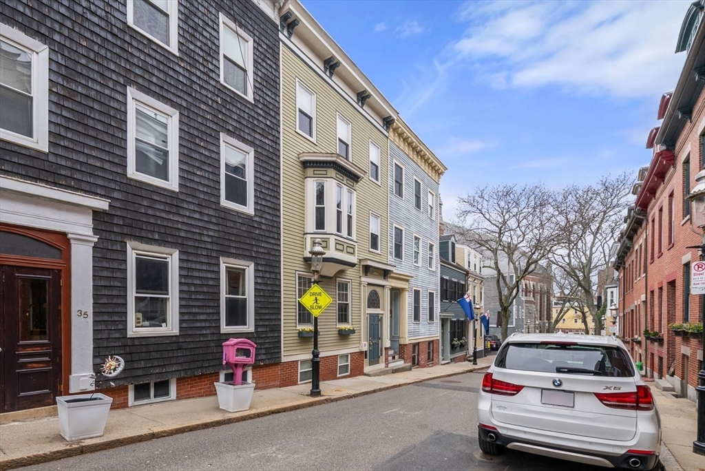 33 Soley Street # 2