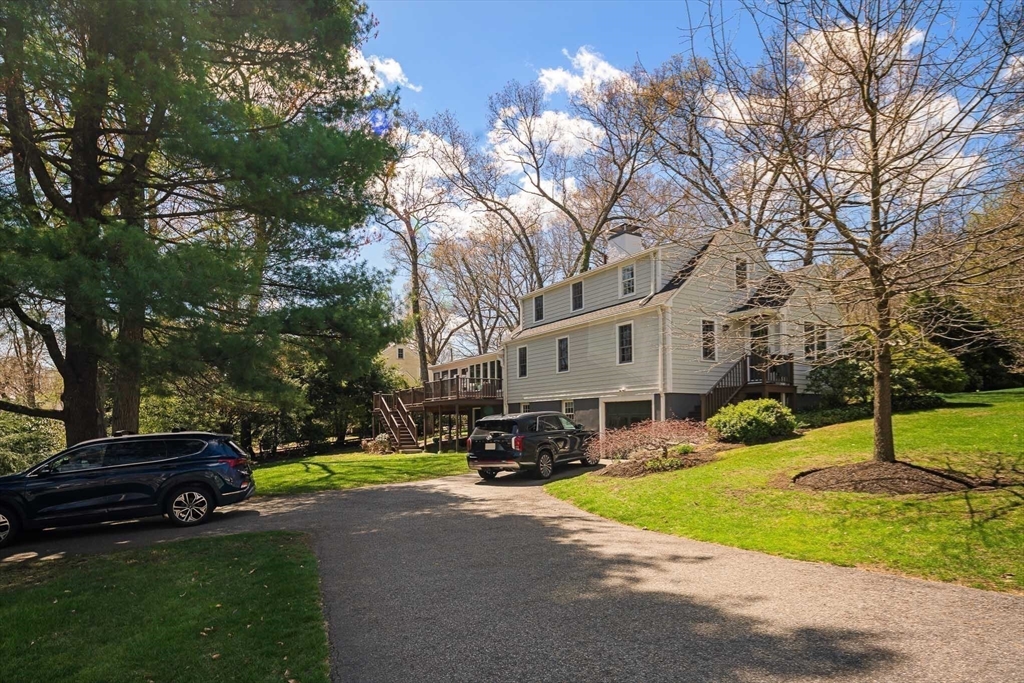 22 Standish Rd