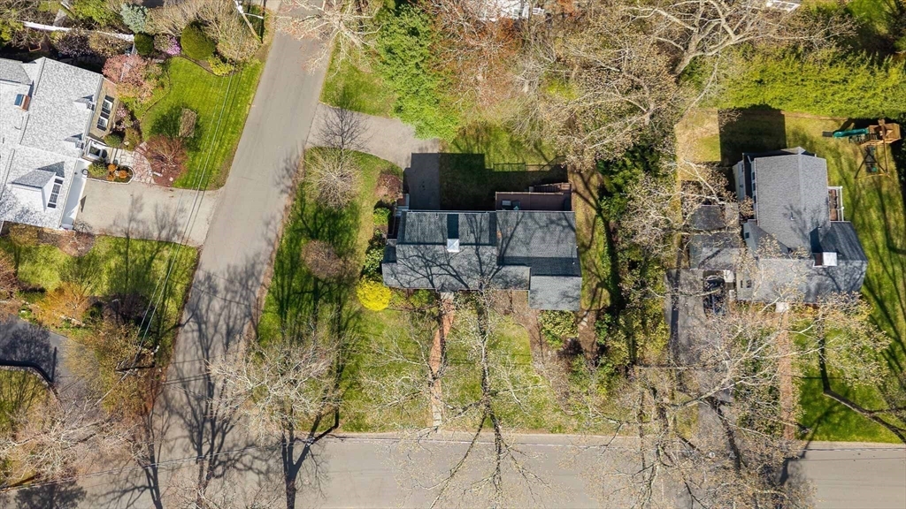 22 Standish Rd