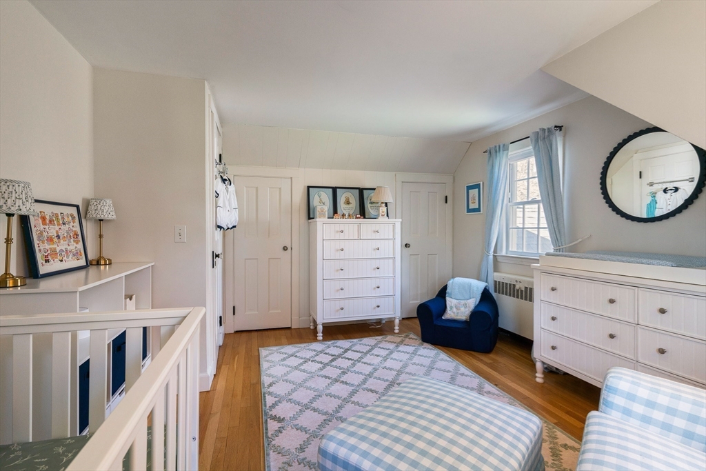 22 Standish Rd