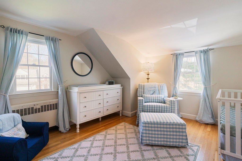 22 Standish Rd