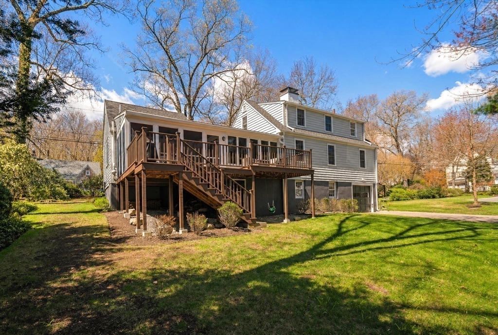 22 Standish Rd