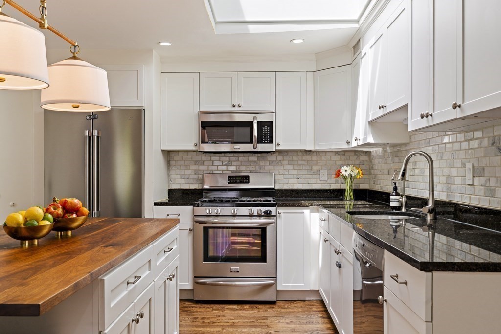 30 Cross St # 2